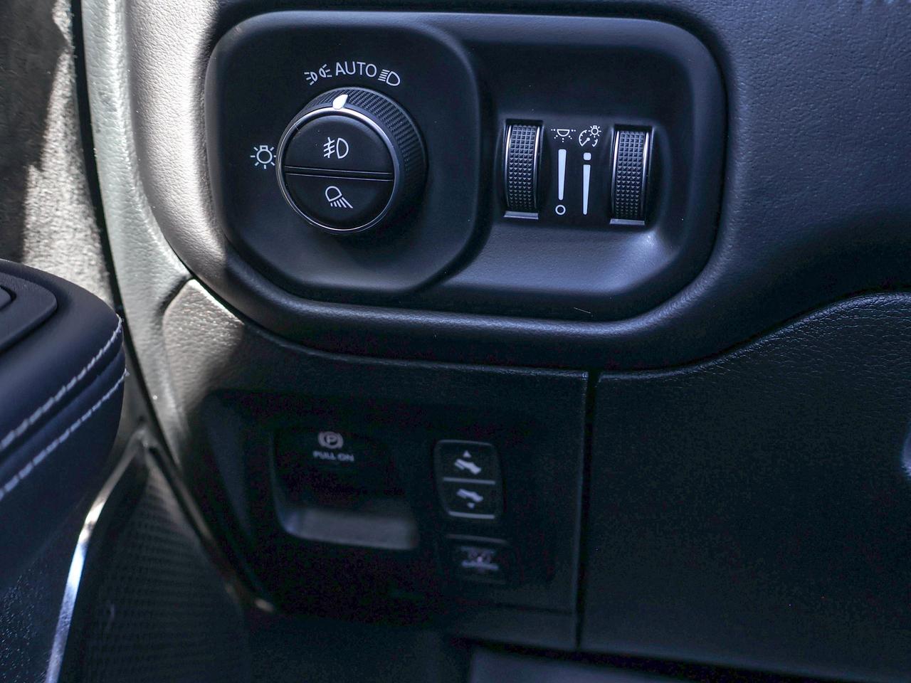 2025 RAM 1500 RHO Photo