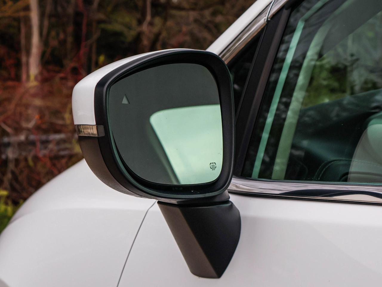 2023 Chrysler Pacifica Touring L Photo