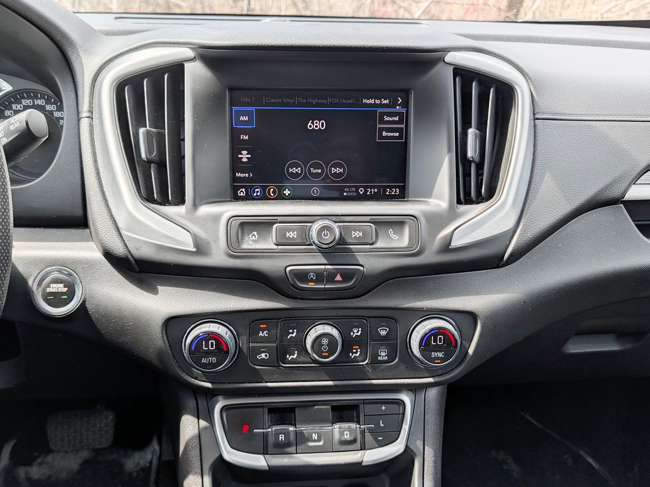2024 GMC Terrain SLE Photo