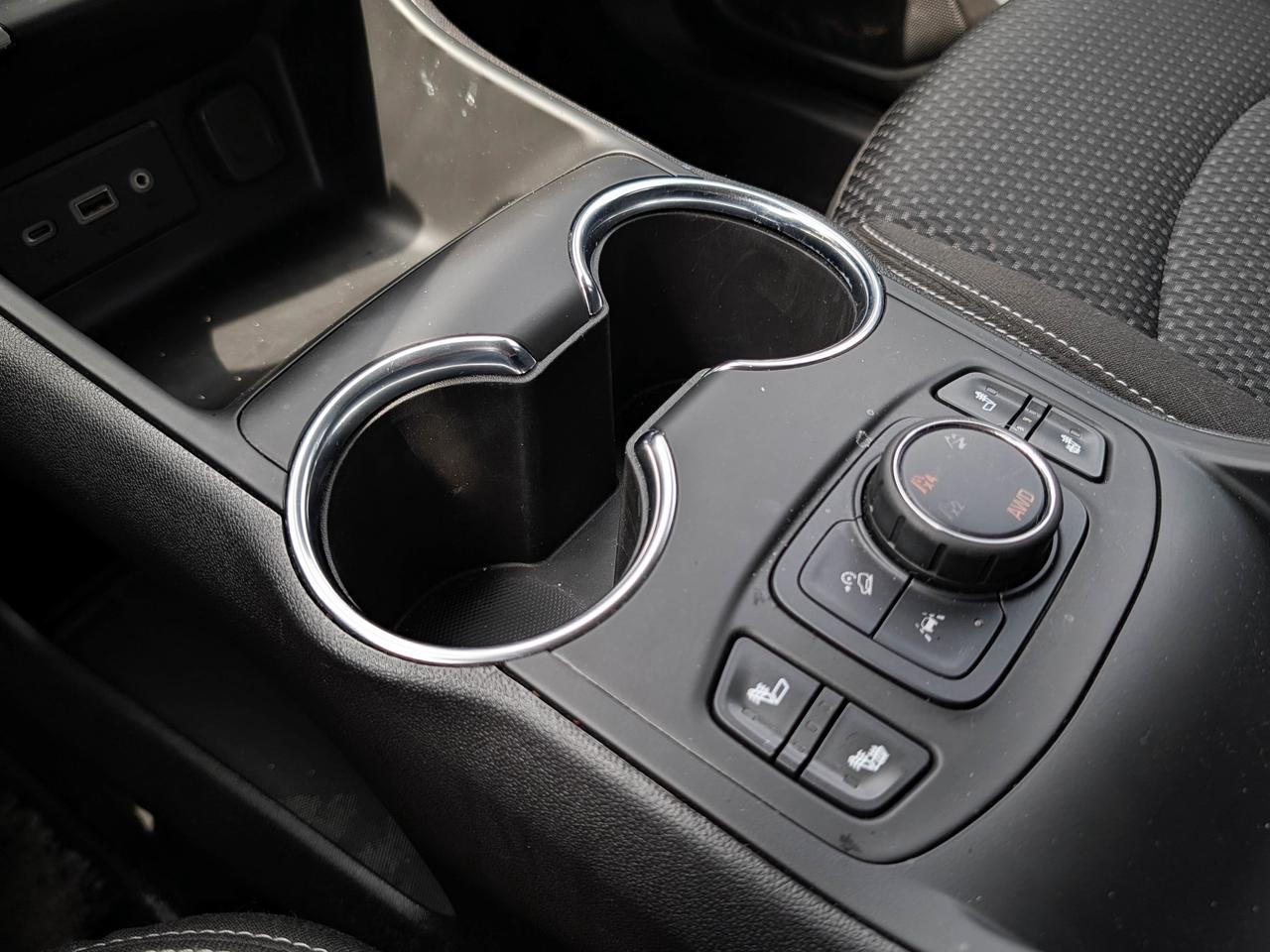 2024 GMC Terrain SLE Photo