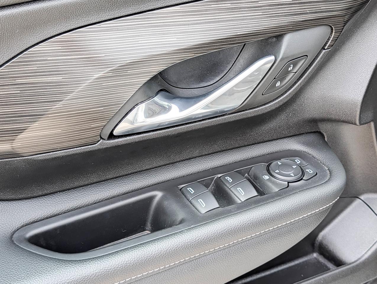 2024 GMC Terrain SLE Photo