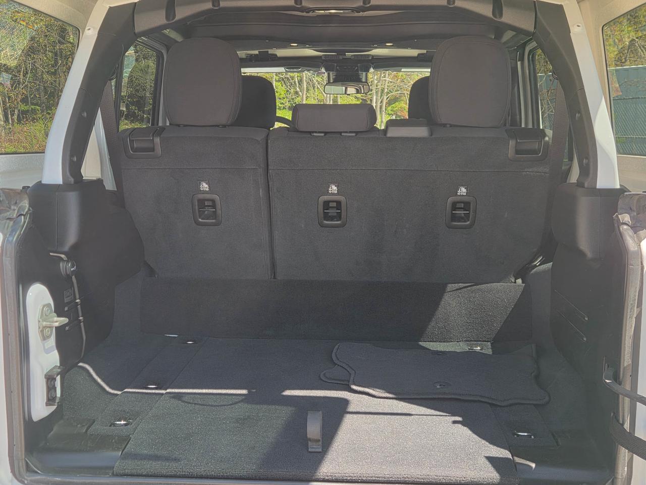2024 Jeep Wrangler 4xe Rubicon Photo