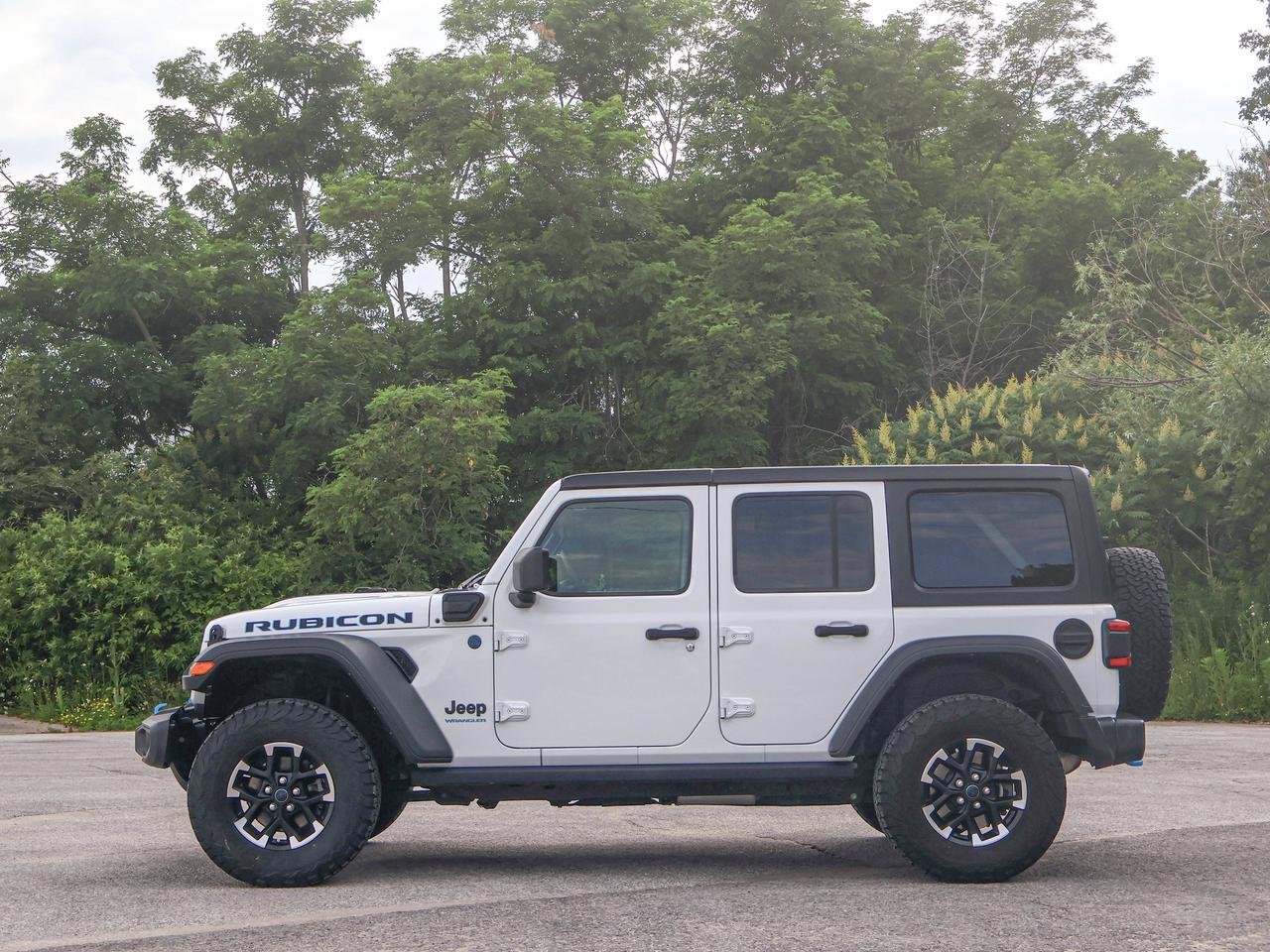2024 Jeep Wrangler 4xe Rubicon Photo
