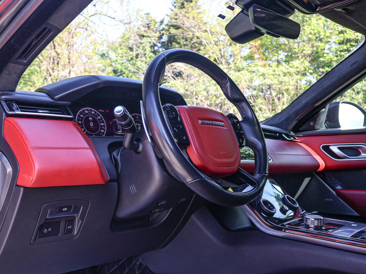 2020 Land Rover Range Rover Velar SV Autobiography Dynamic Photo