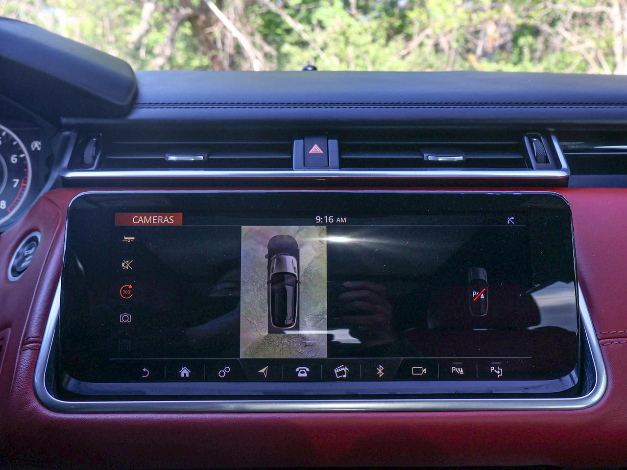 2020 Land Rover Range Rover Velar SV Autobiography Dynamic Photo