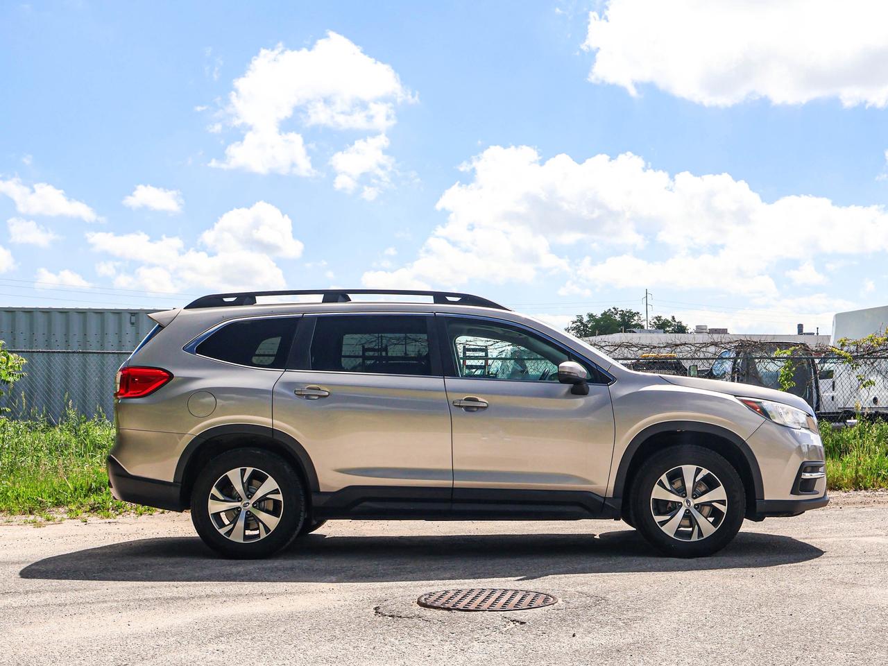 2020 Subaru ASCENT Touring Photo2