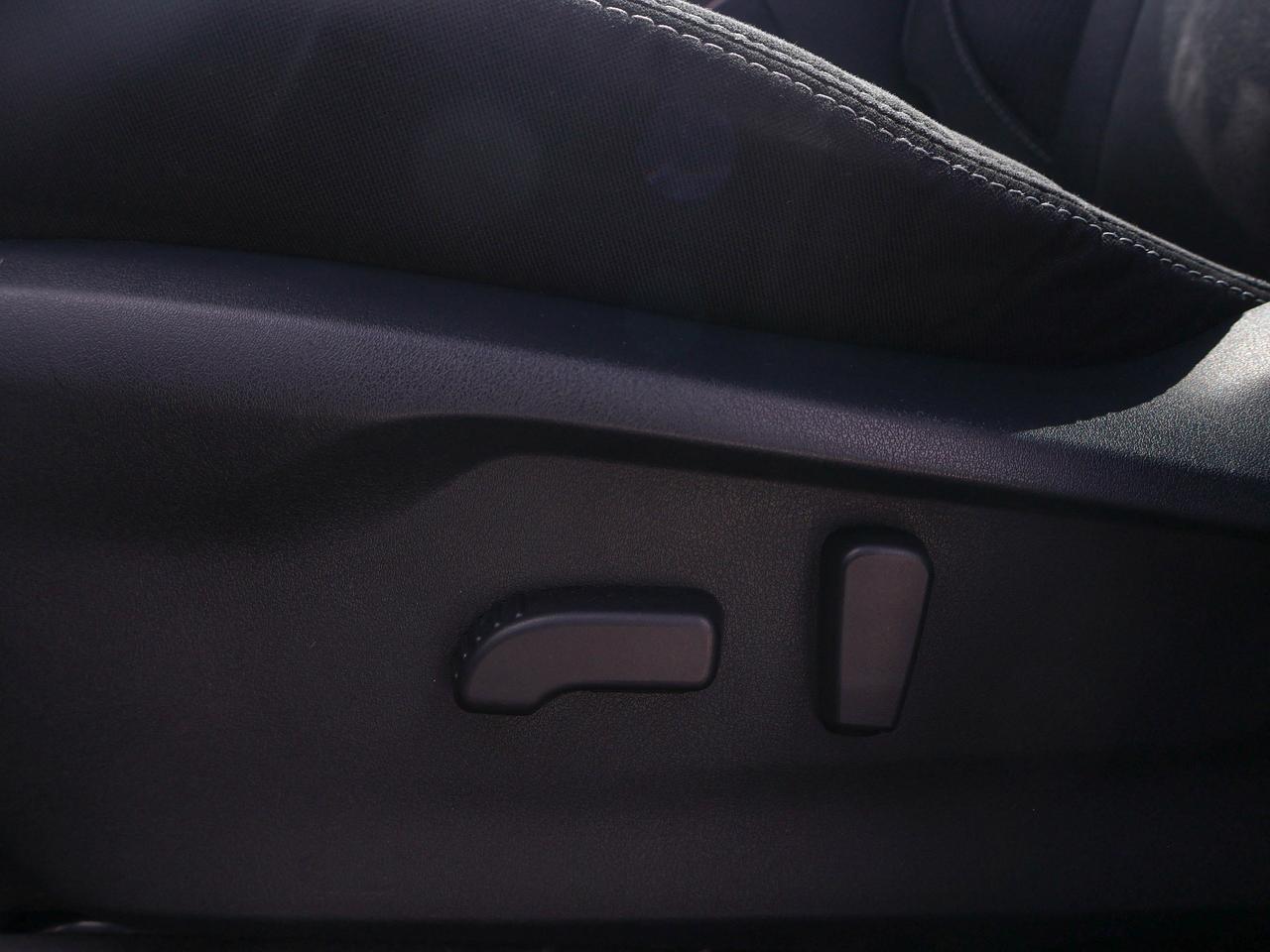 2020 Subaru ASCENT Touring Photo