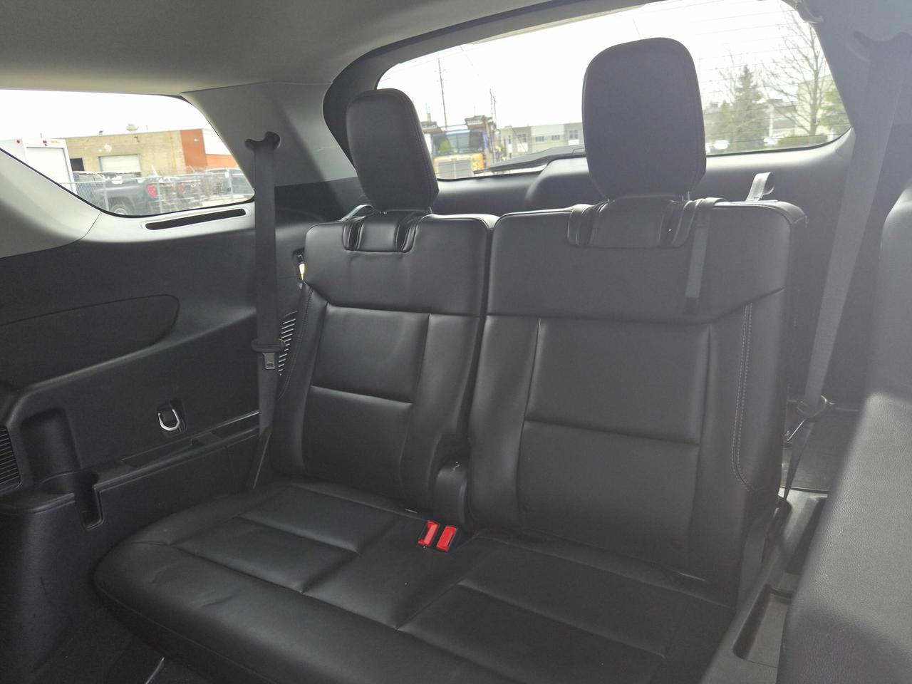 2024 Ford Explorer XLT Photo