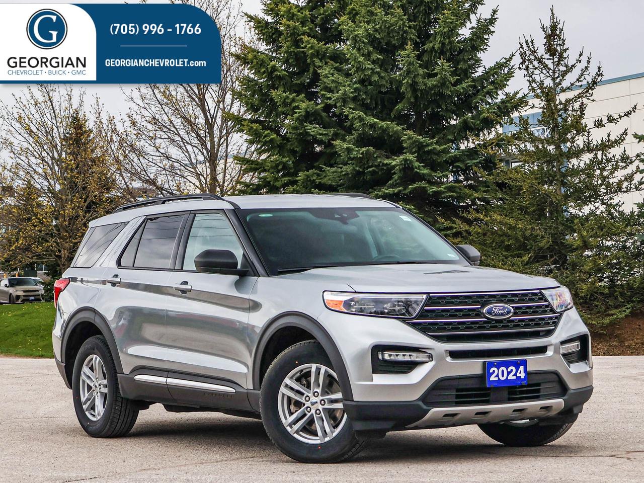 2024 Ford Explorer XLT Photo0