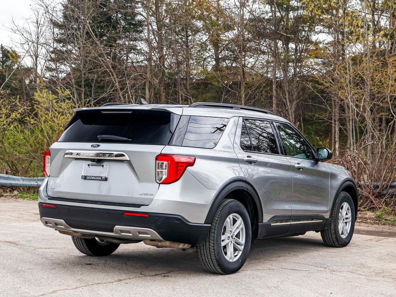 2024 Ford Explorer XLT Photo