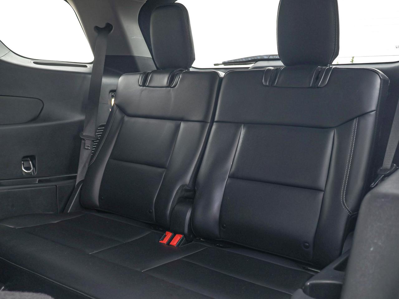2024 Ford Explorer XLT Photo