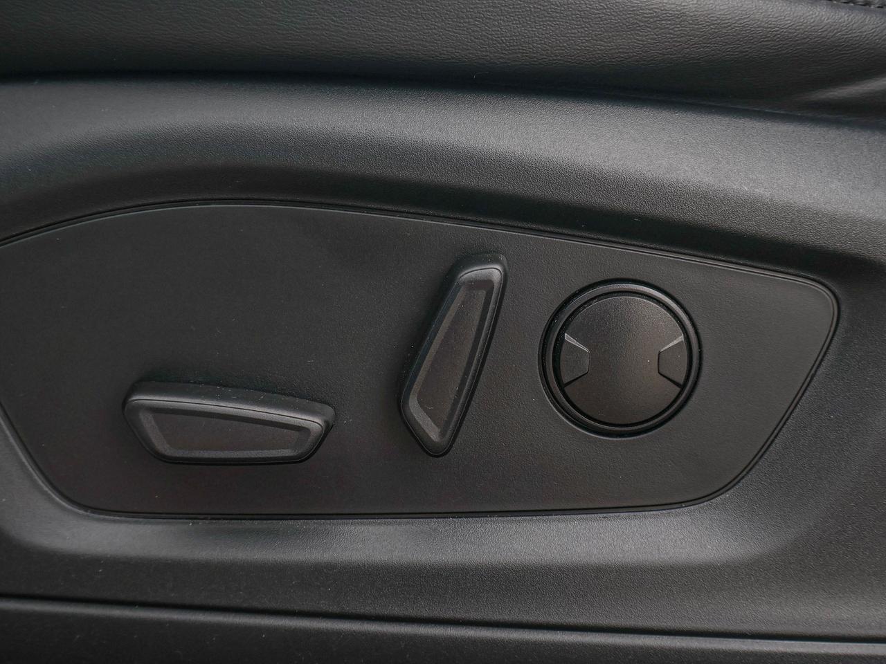 2024 Ford Explorer XLT Photo