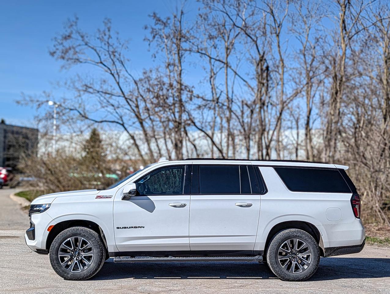 2024 Chevrolet Suburban Z71 Photo