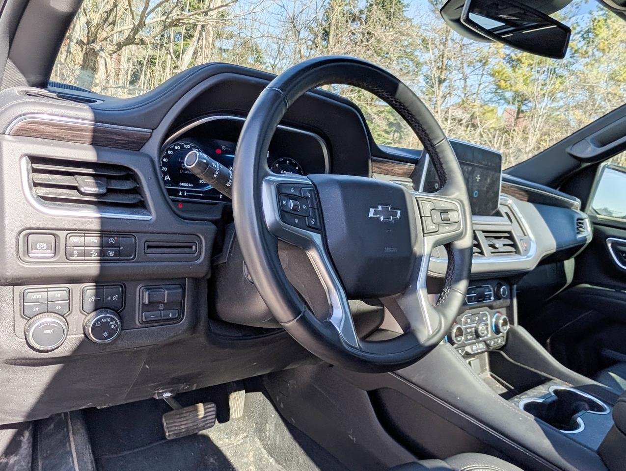 2024 Chevrolet Suburban Z71 Photo