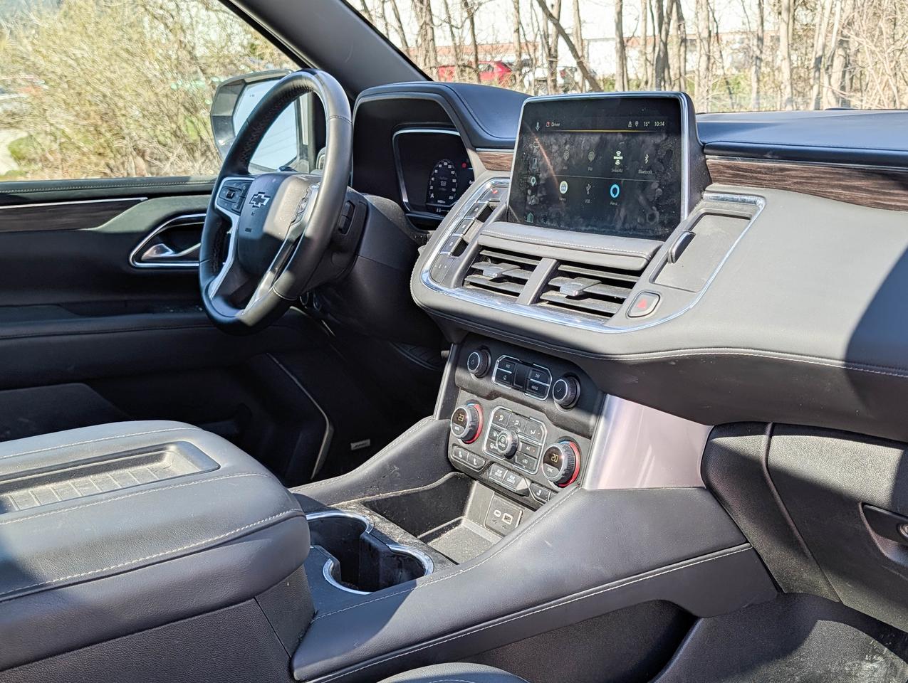 2024 Chevrolet Suburban Z71 Photo