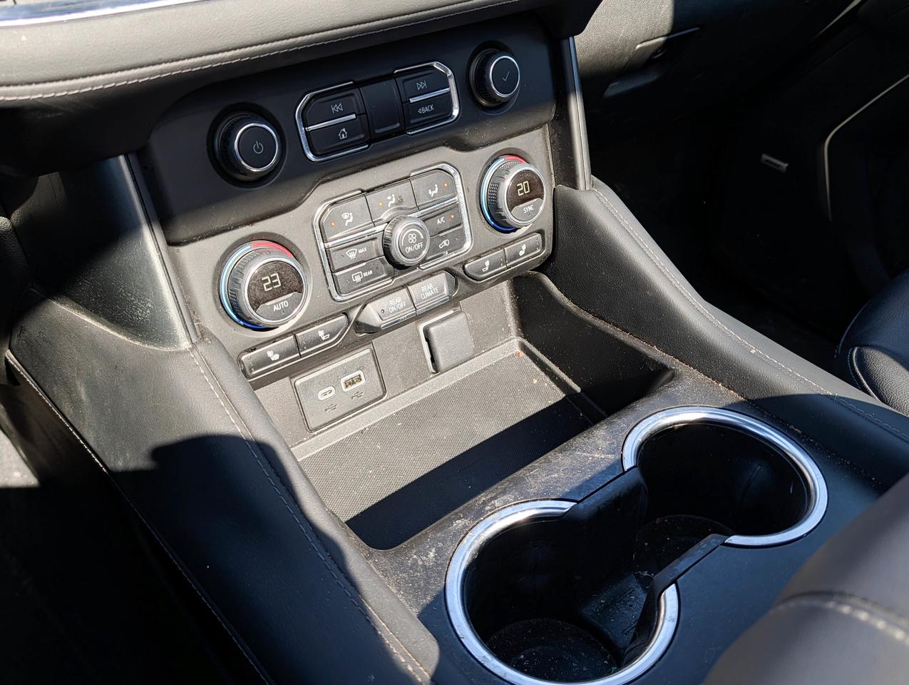 2024 Chevrolet Suburban Z71 Photo