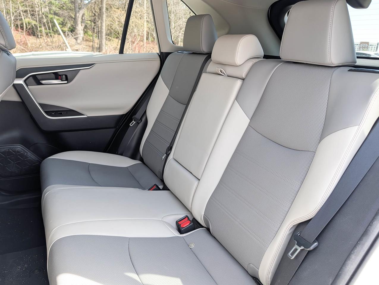 2021 Toyota RAV4 LIMITED  Photo