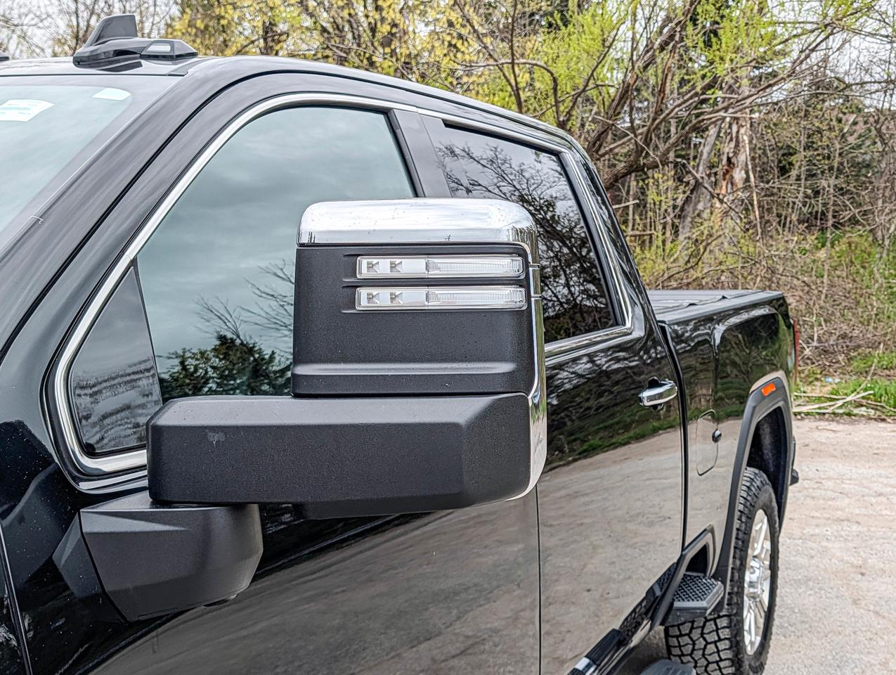 2023 GMC SIERRA 2500HD DENALI Photo