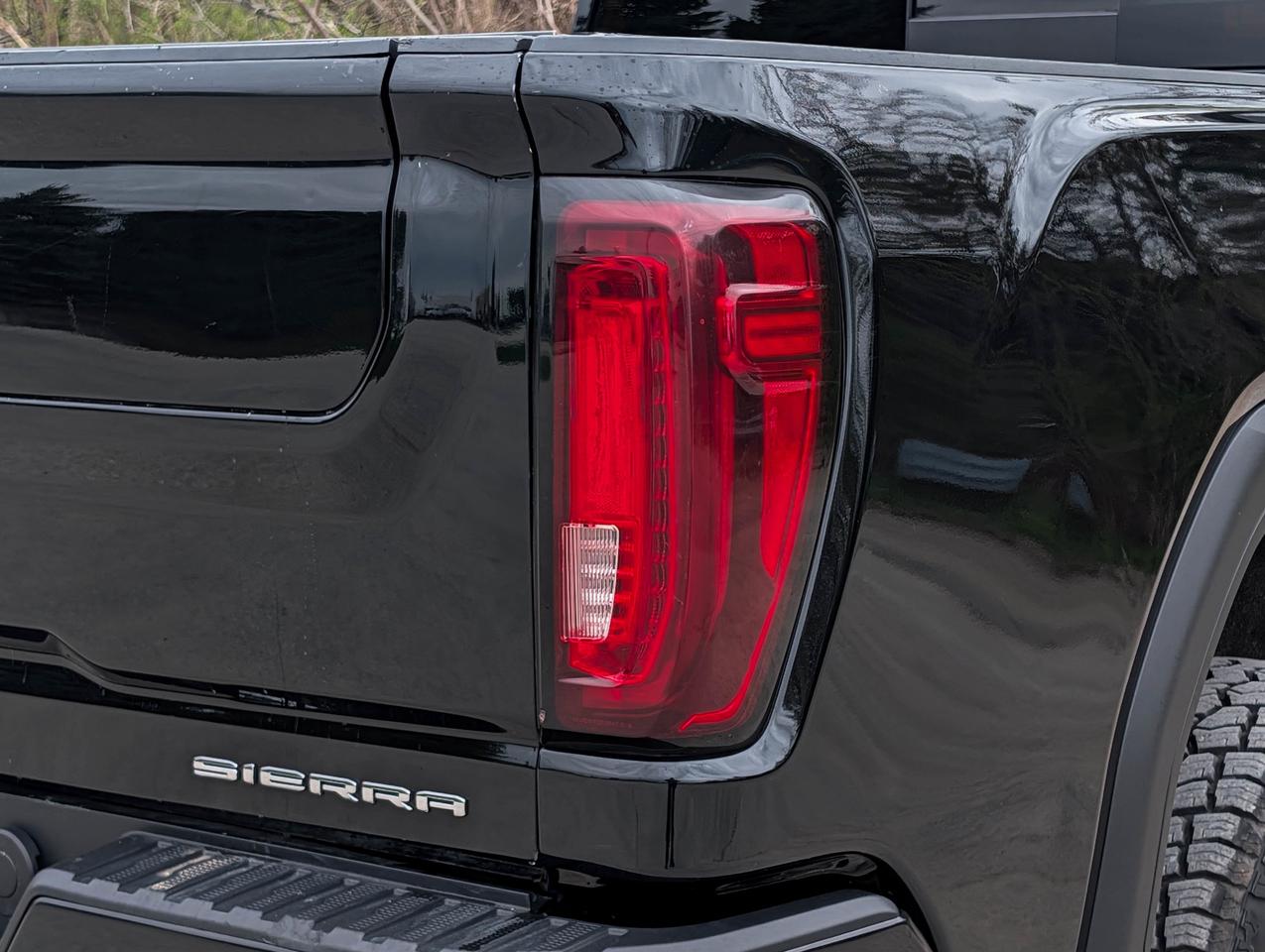 2023 GMC SIERRA 2500HD DENALI Photo
