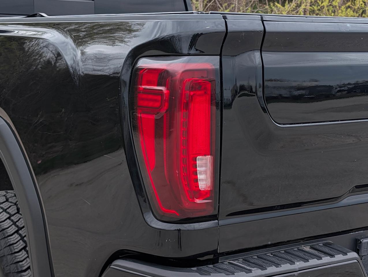 2023 GMC SIERRA 2500HD DENALI Photo