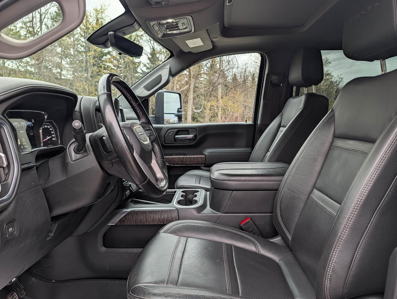 2023 GMC SIERRA 2500HD DENALI Photo