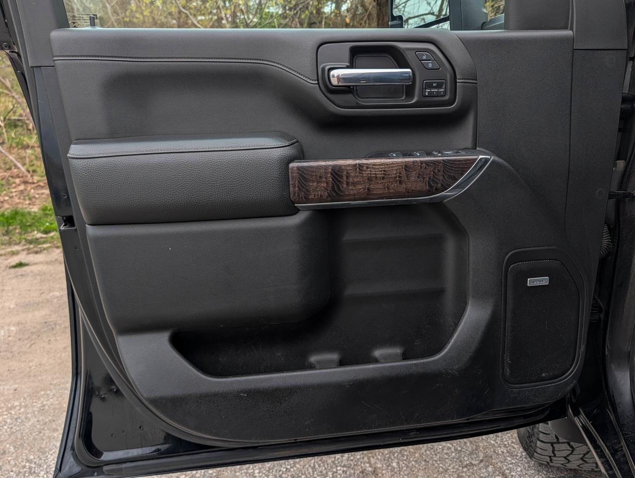 2023 GMC SIERRA 2500HD DENALI Photo