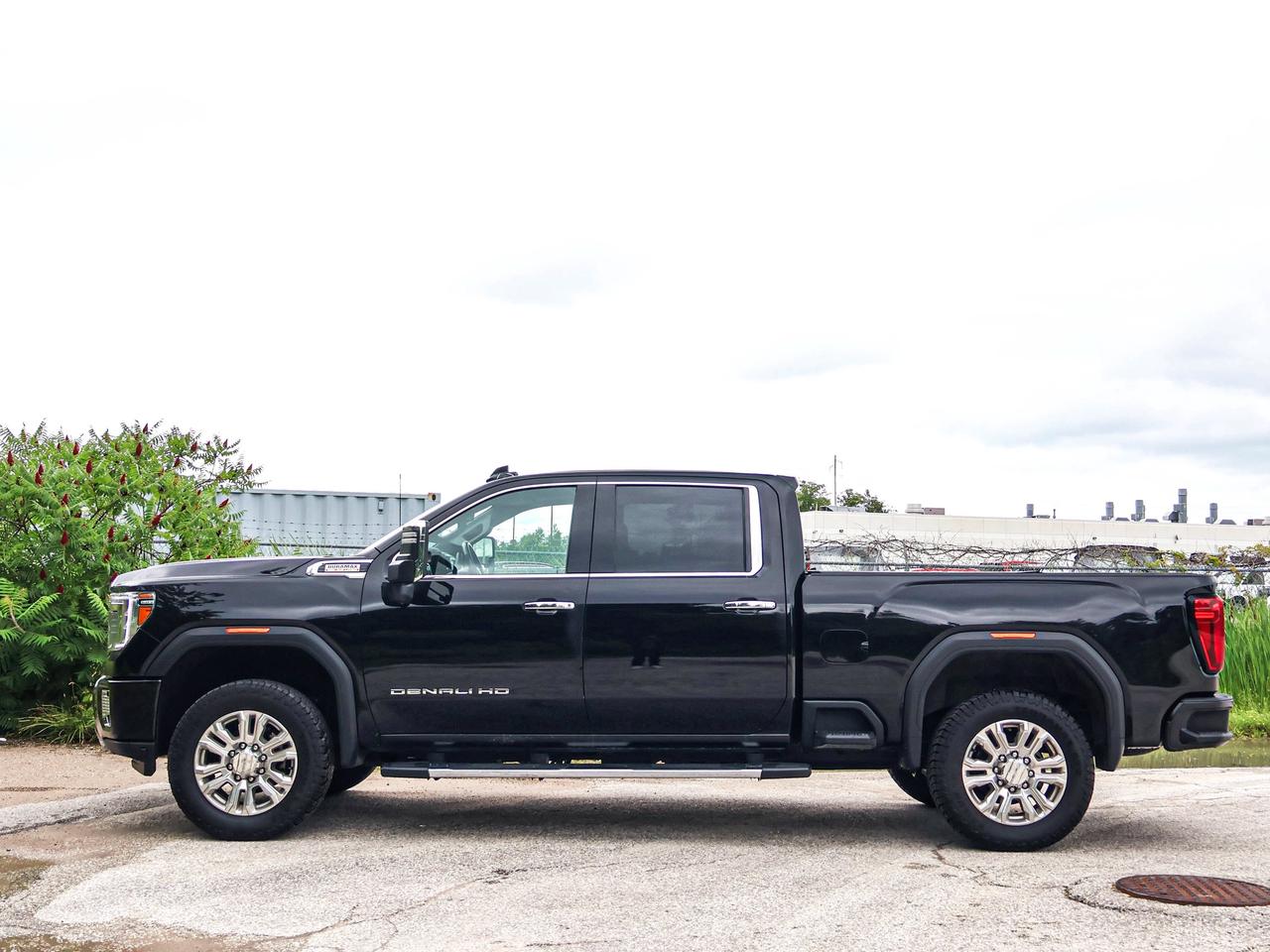 2023 GMC SIERRA 2500HD DENALI Photo