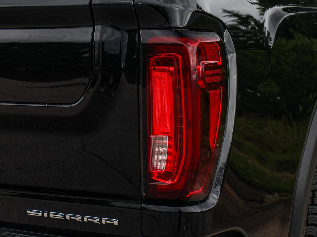 2023 GMC SIERRA 2500HD DENALI Photo