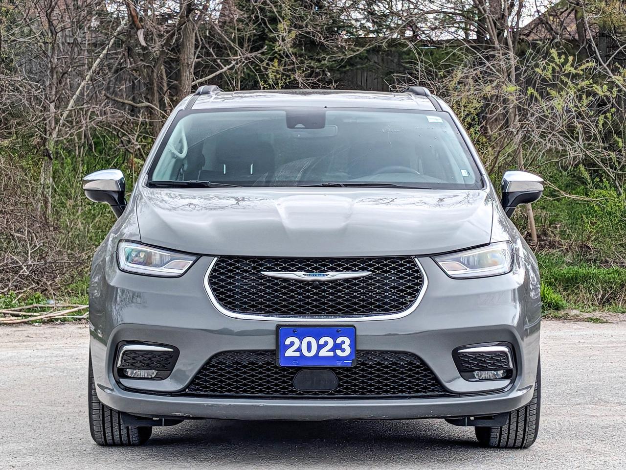 2023 Chrysler Pacifica Limited Photo
