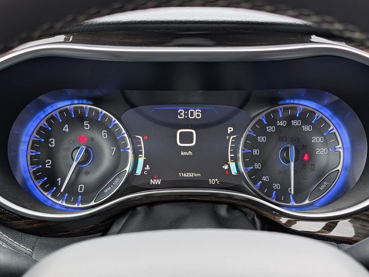 2023 Chrysler Pacifica Limited Photo
