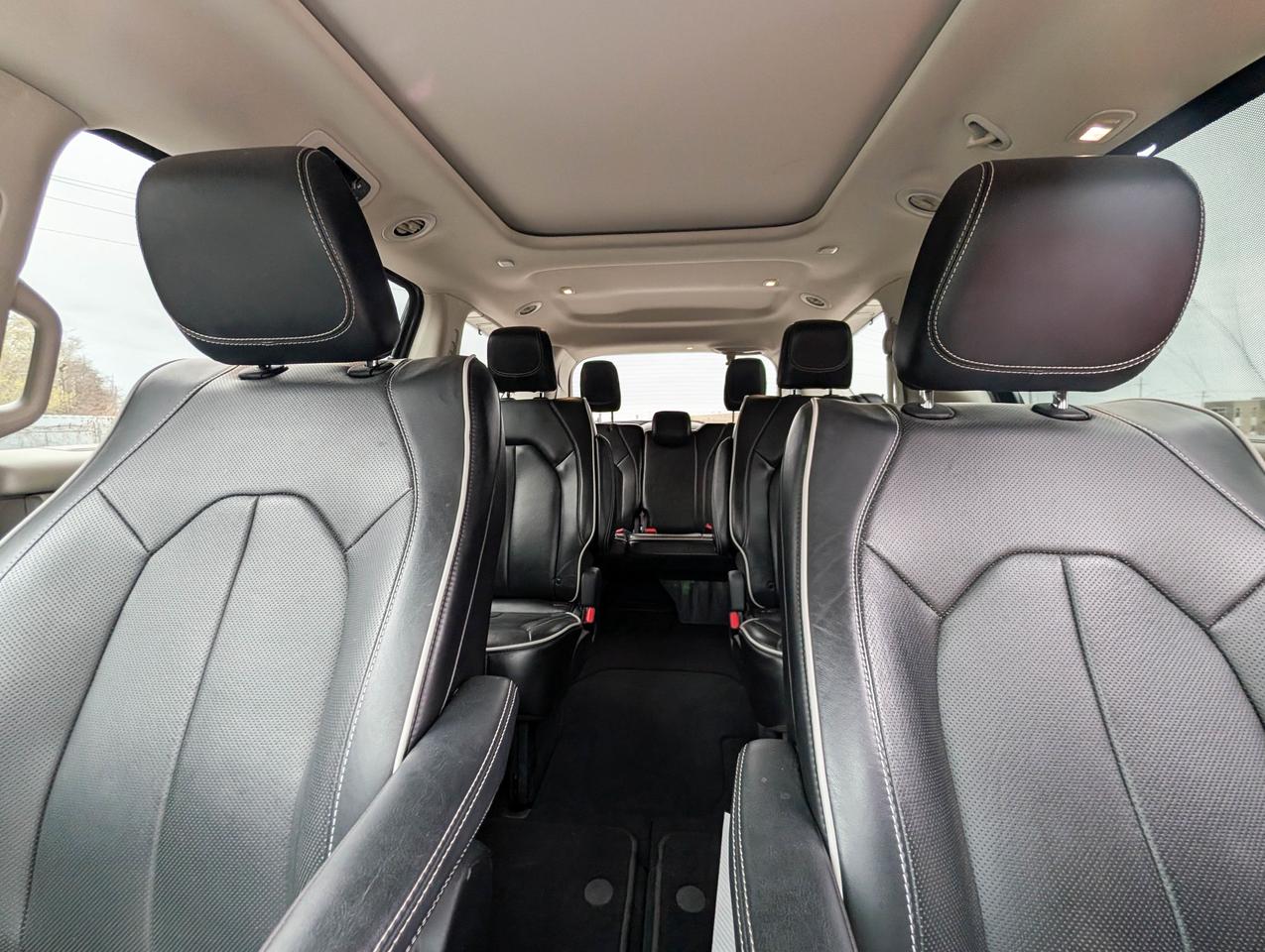 2023 Chrysler Pacifica Limited Photo