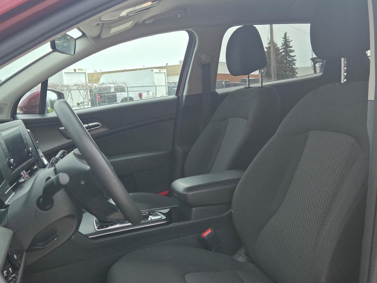 2023 Kia Sportage LX Photo