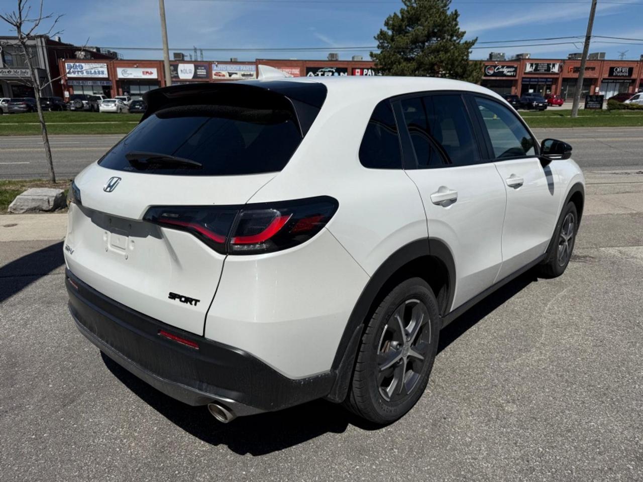 2024 Honda HR-V SPORT-B AWD/SUNROOF /REAR CAMERA /CARPLAY - Photo #5