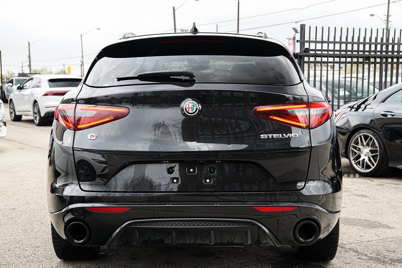 2023 Alfa Romeo Stelvio Veloce AWD |NO ACCIDENT|ONE OWNER|RED INT|NAVI Photo