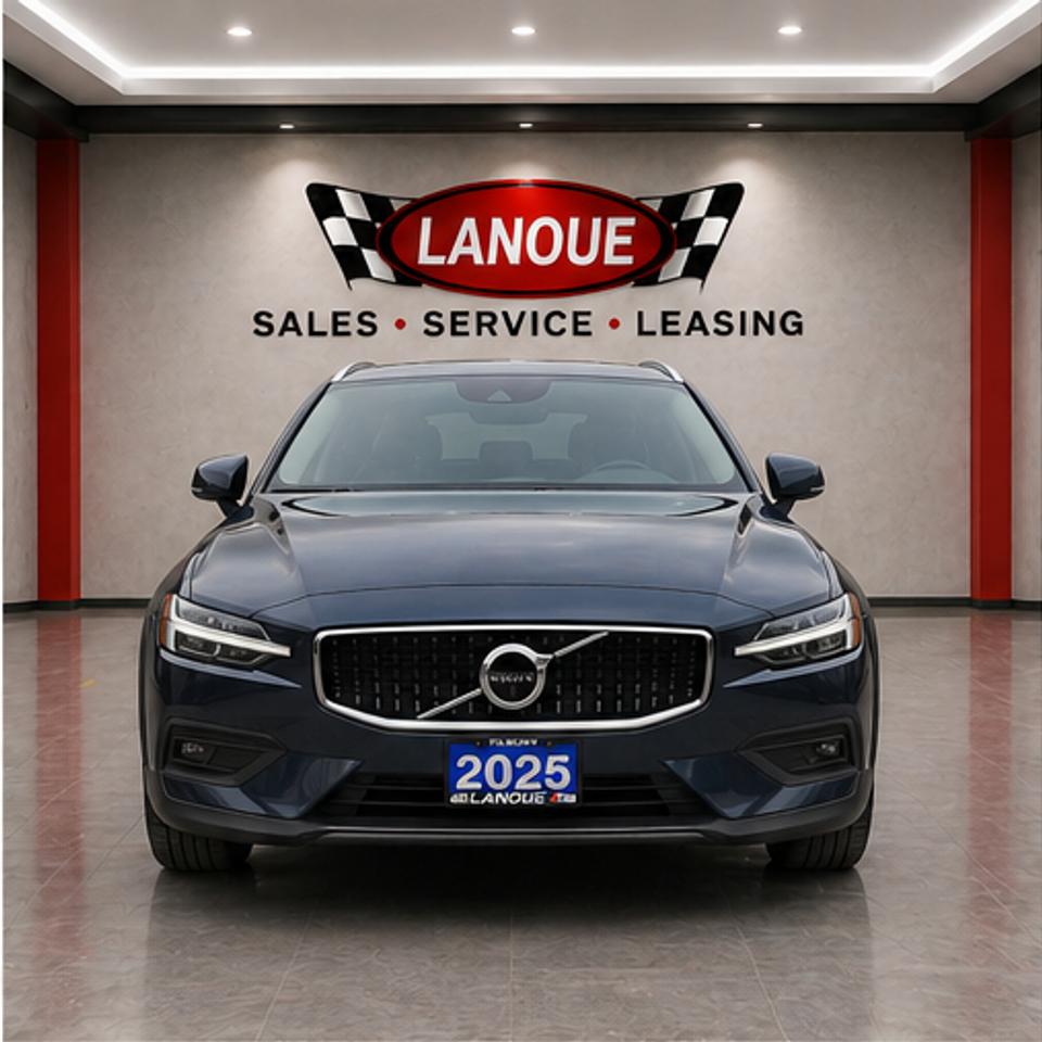 2025 Volvo V60 Cross Country B5 AWD Core MILD HYBRID Photo