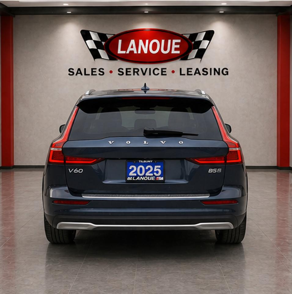 2025 Volvo V60 Cross Country B5 AWD Core MILD HYBRID Photo
