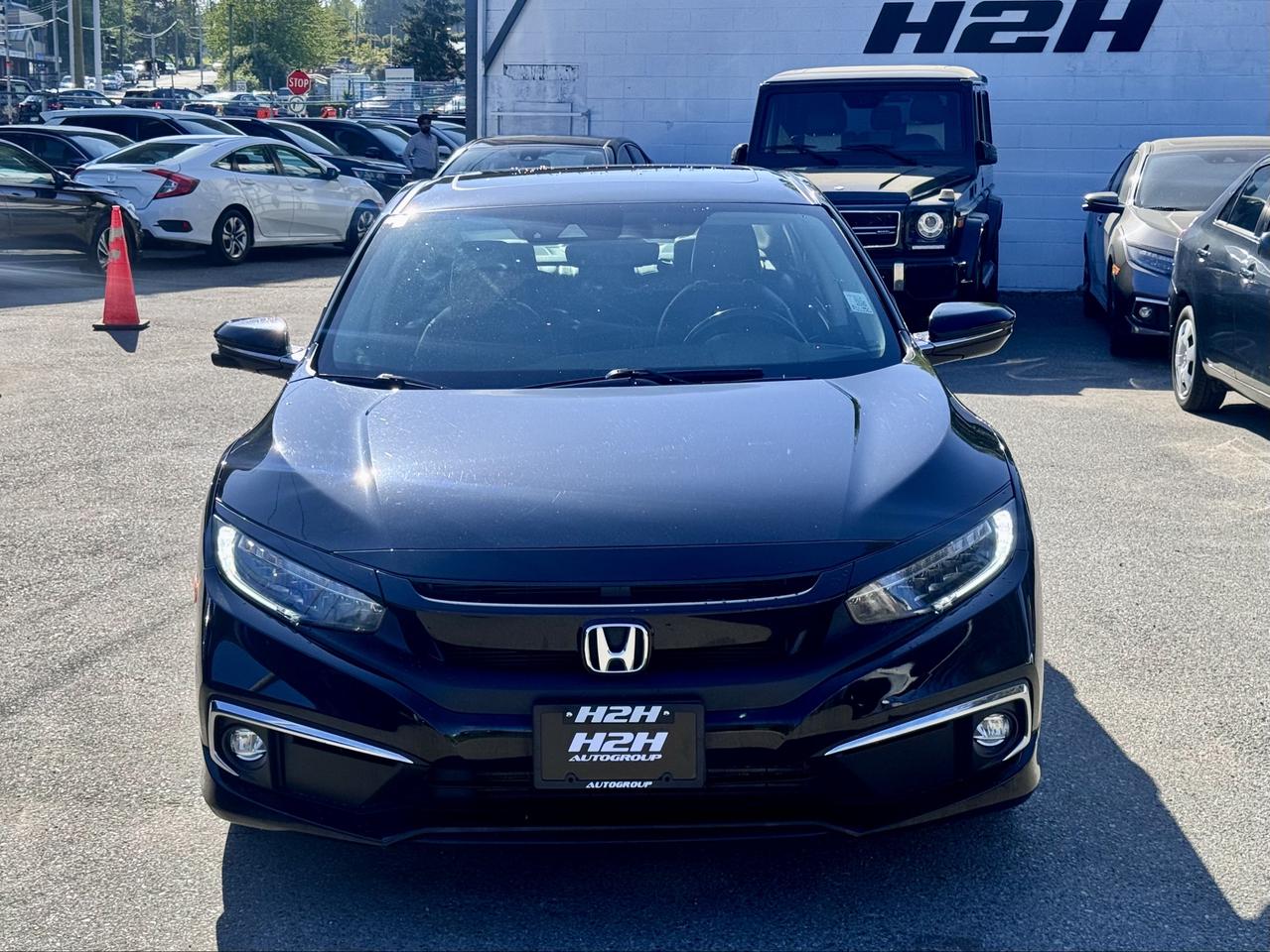 2019 Honda Civic FINANCING AVAILABLE Photo2