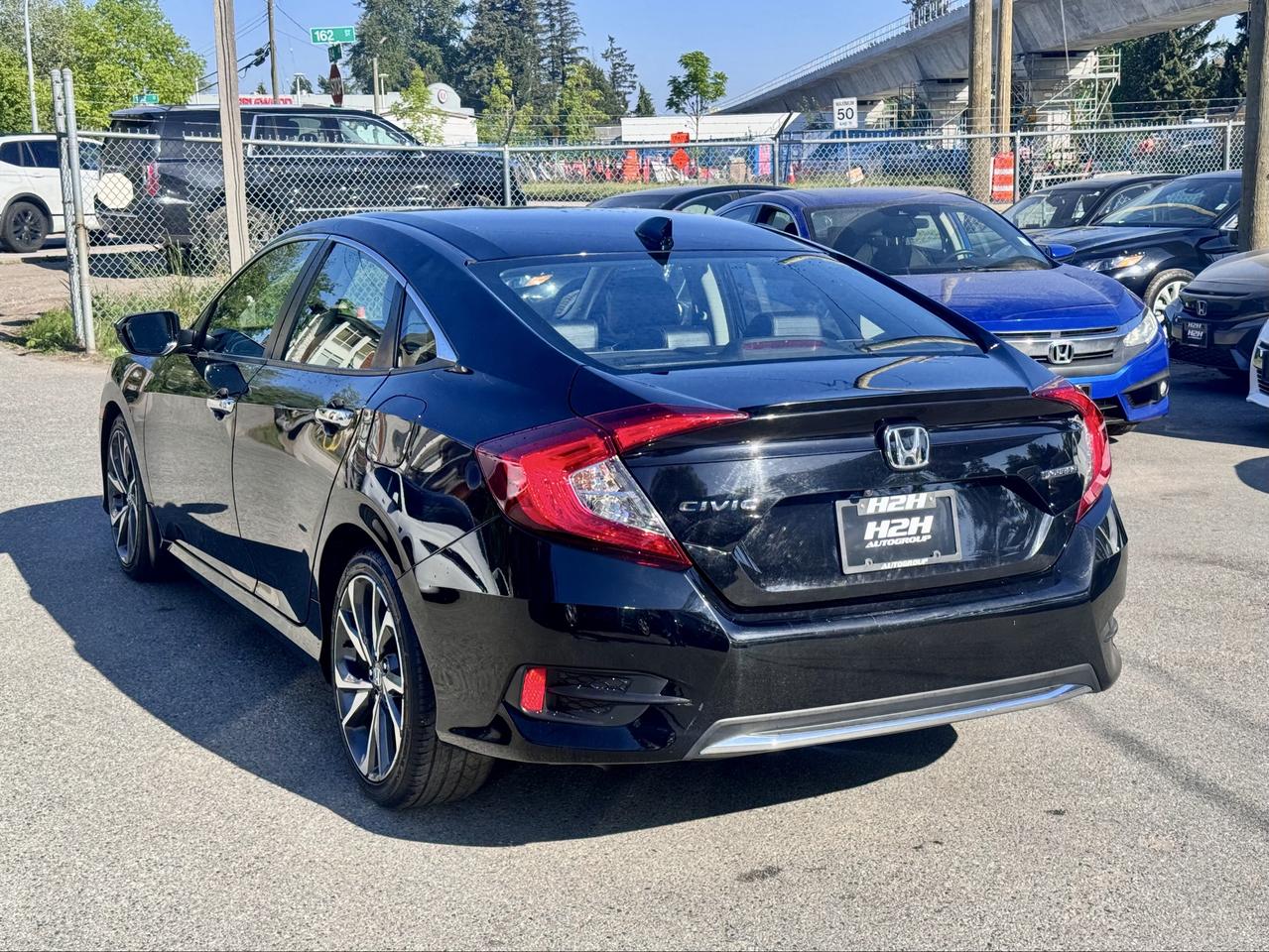 2019 Honda Civic FINANCING AVAILABLE Photo7