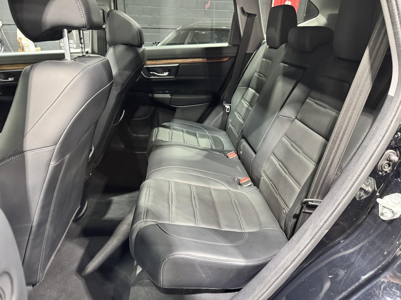 2017 Honda CR-V AWD 5dr Touring Photo