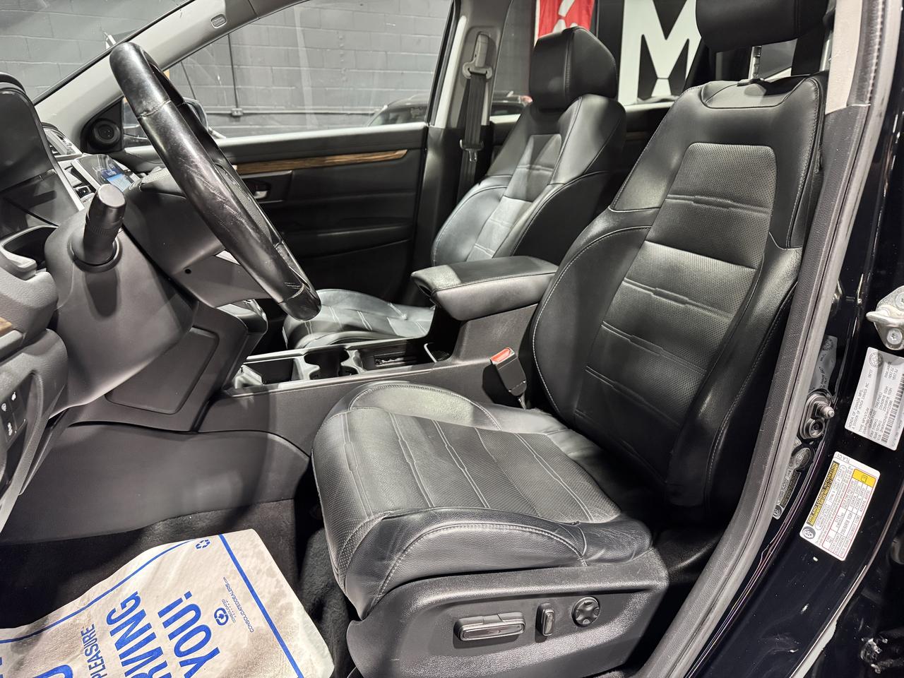 2017 Honda CR-V AWD 5dr Touring Photo