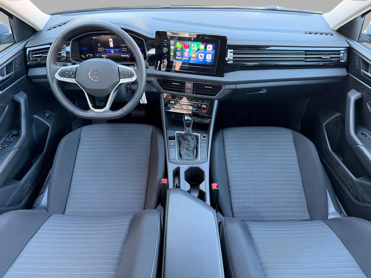 2025 Volkswagen Jetta Trendline+Driver Assist+Heated Seats+CLEAN CARFAX Photo70