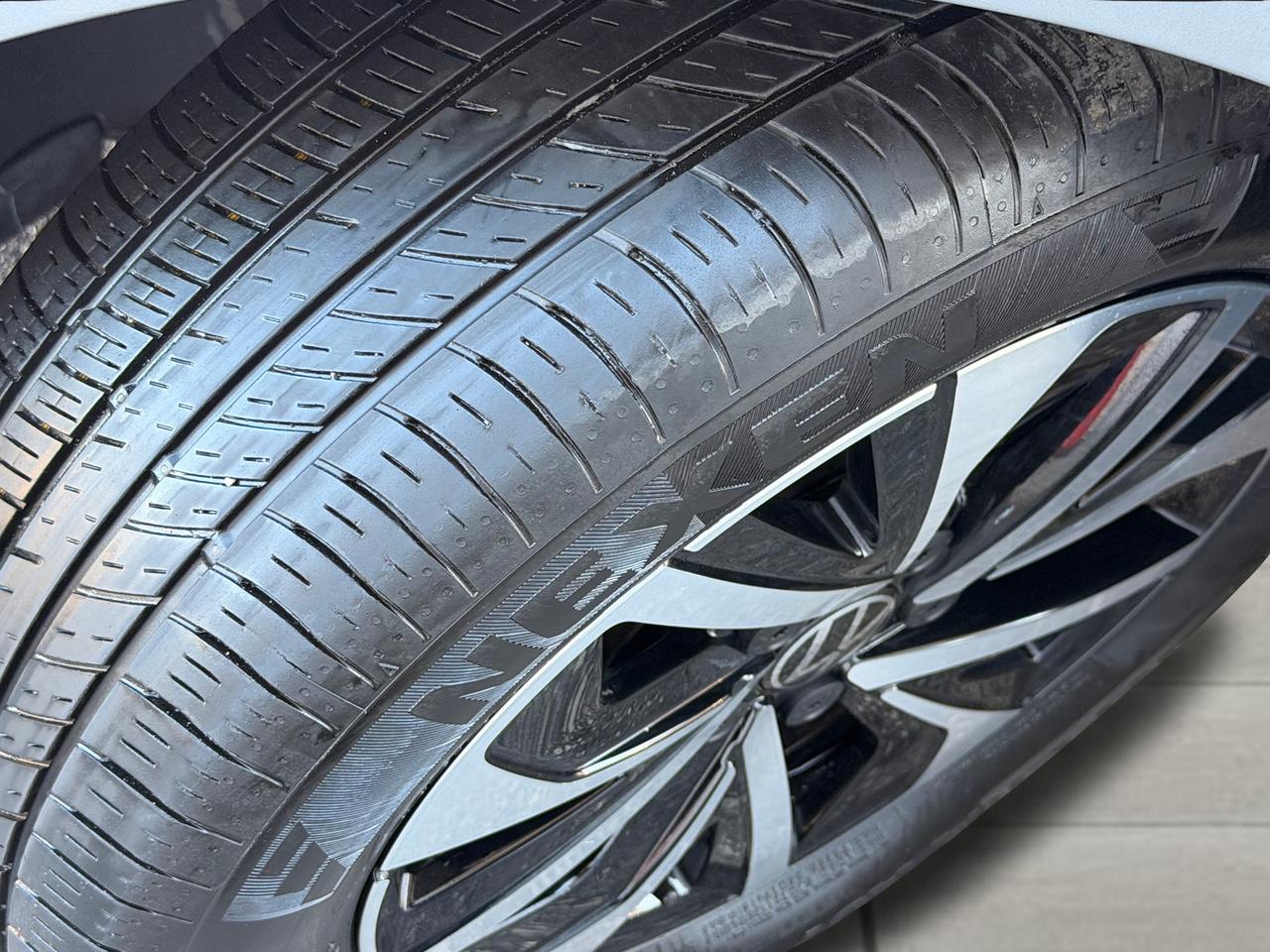 2025 Volkswagen Jetta Trendline+Driver Assist+Heated Seats+CLEAN CARFAX Photo5