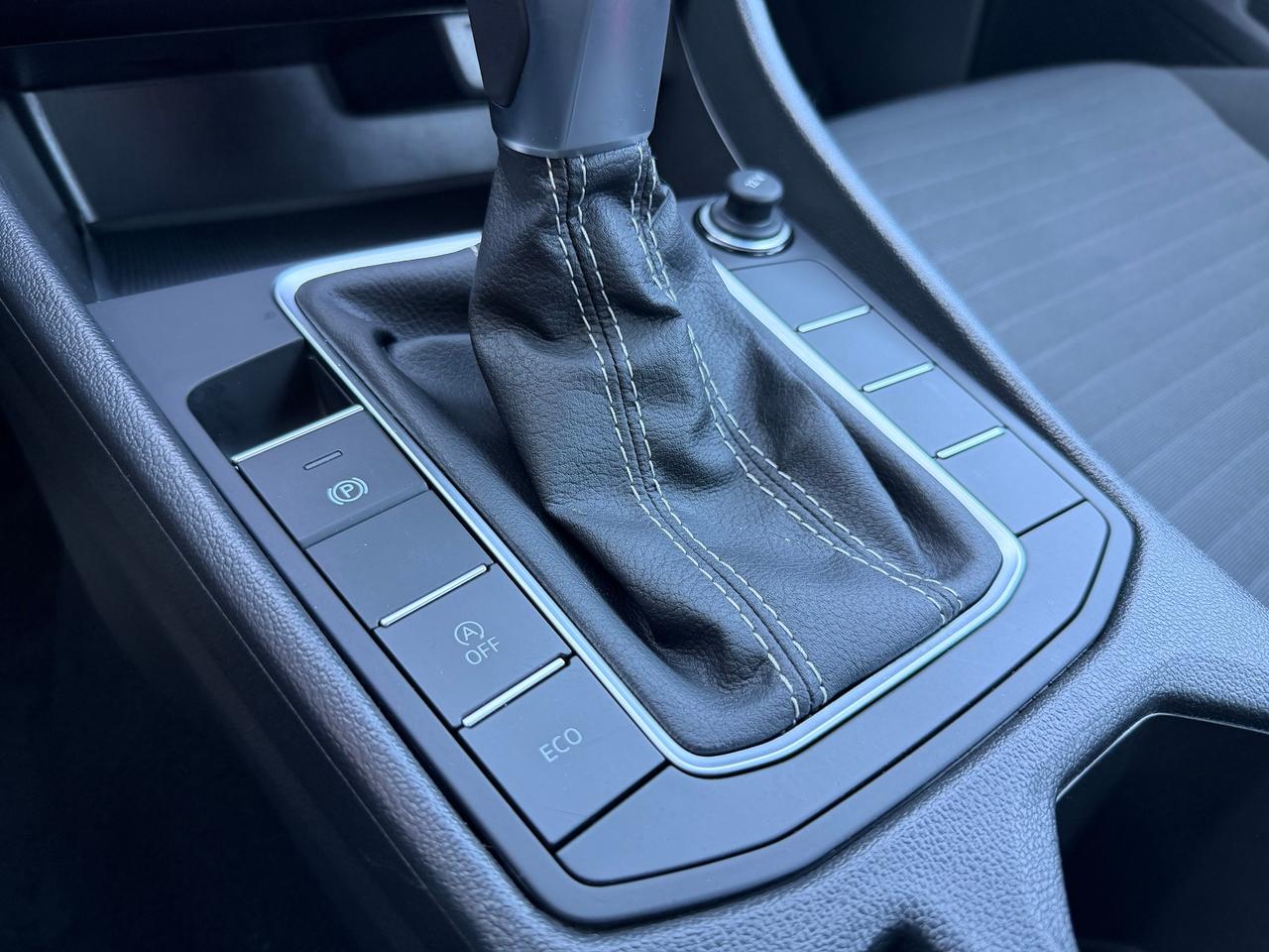 2025 Volkswagen Jetta Trendline+Driver Assist+Heated Seats+CLEAN CARFAX Photo44