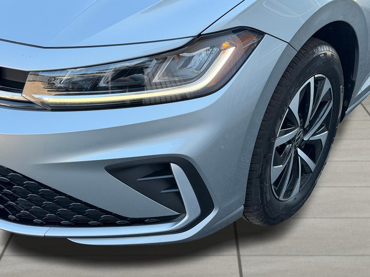2025 Volkswagen Jetta Trendline+Driver Assist+Heated Seats+CLEAN CARFAX Photo