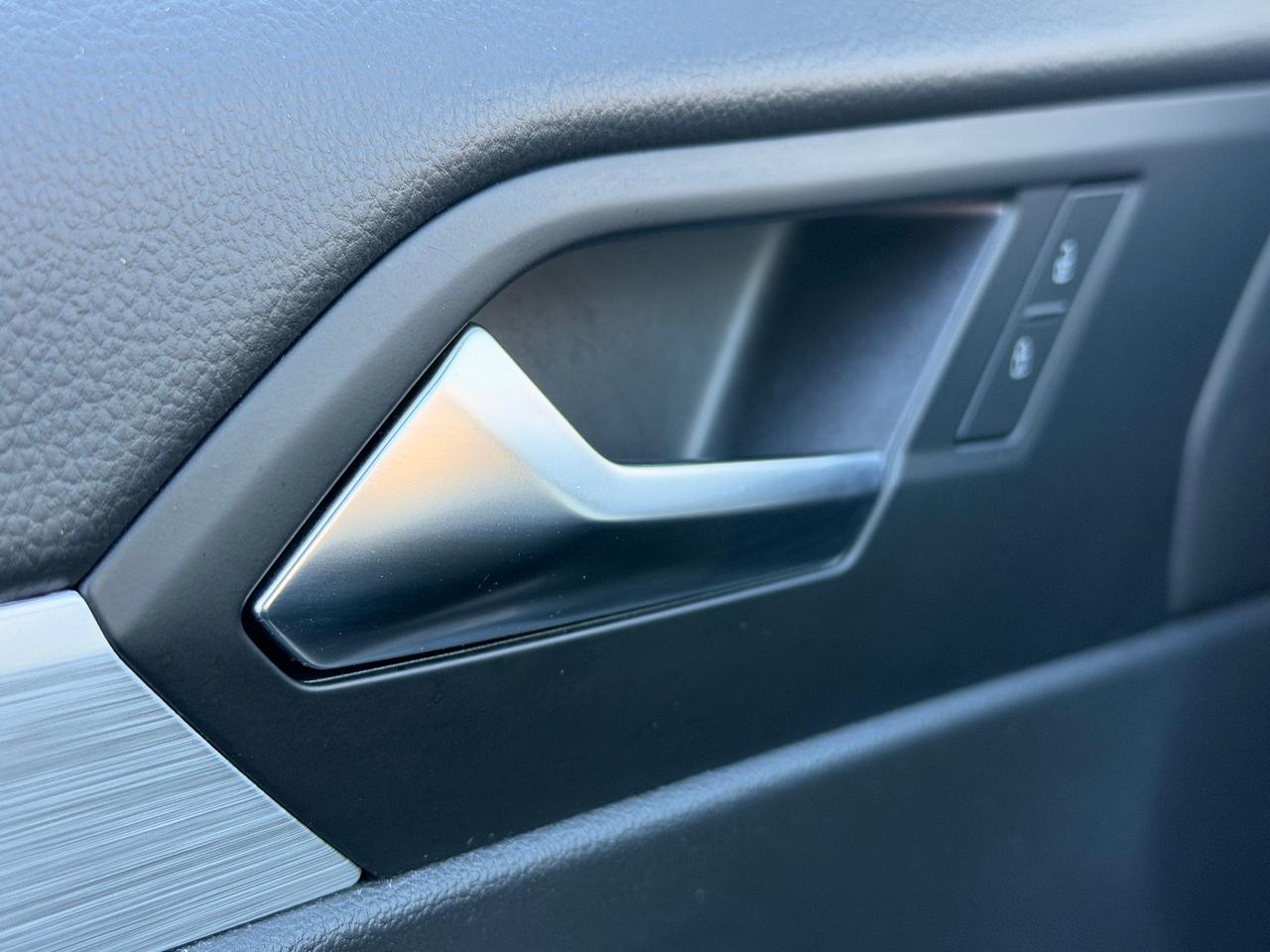 2025 Volkswagen Jetta Trendline+Driver Assist+Heated Seats+CLEAN CARFAX Photo121