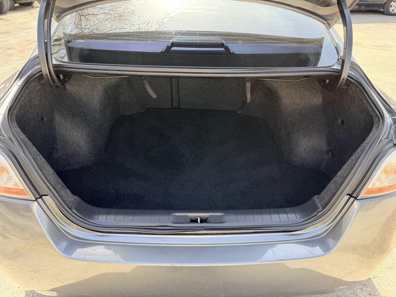 2015 Nissan Altima 2.5S | BACKUP CAM | ALLOYS Photo