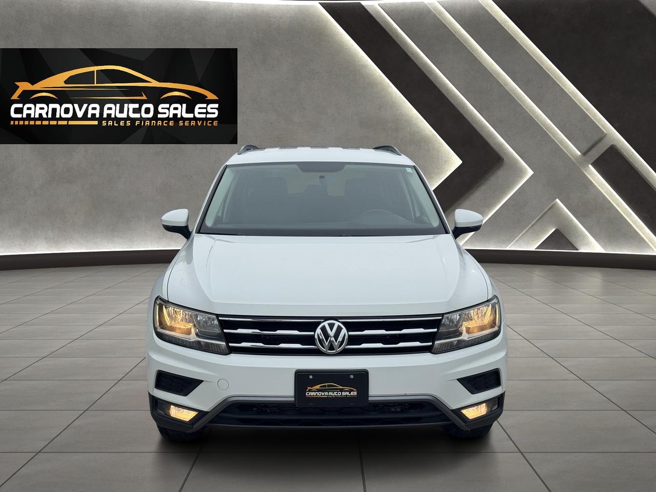 2018 Volkswagen Tiguan Trendline 4MOTION+New Tires+SUPER CLEAN Photo