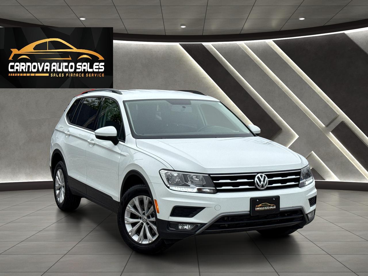 2018 Volkswagen Tiguan Trendline 4MOTION+New Tires+SUPER CLEAN Photo