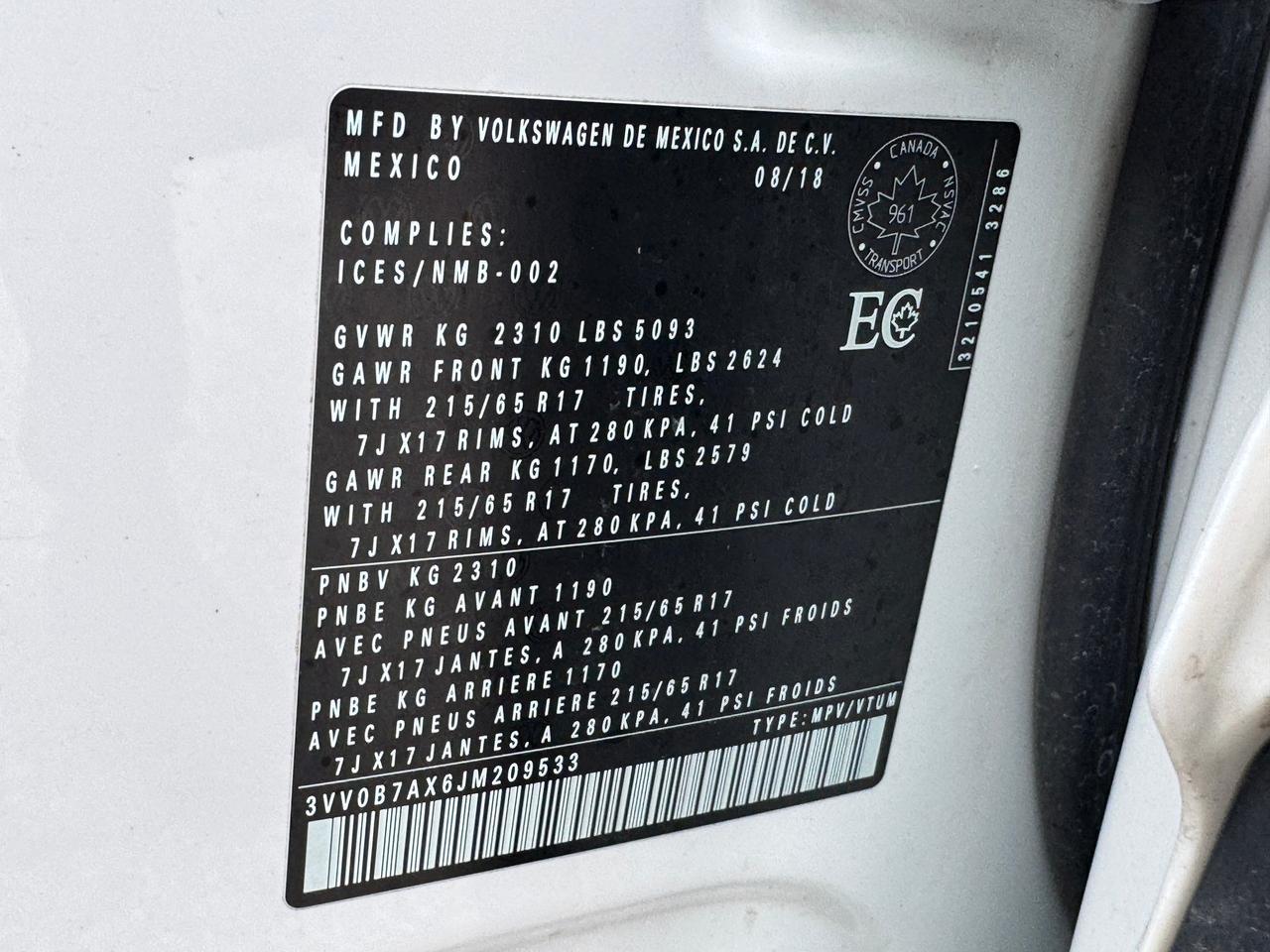 2018 Volkswagen Tiguan Trendline 4MOTION+New Tires+SUPER CLEAN Photo