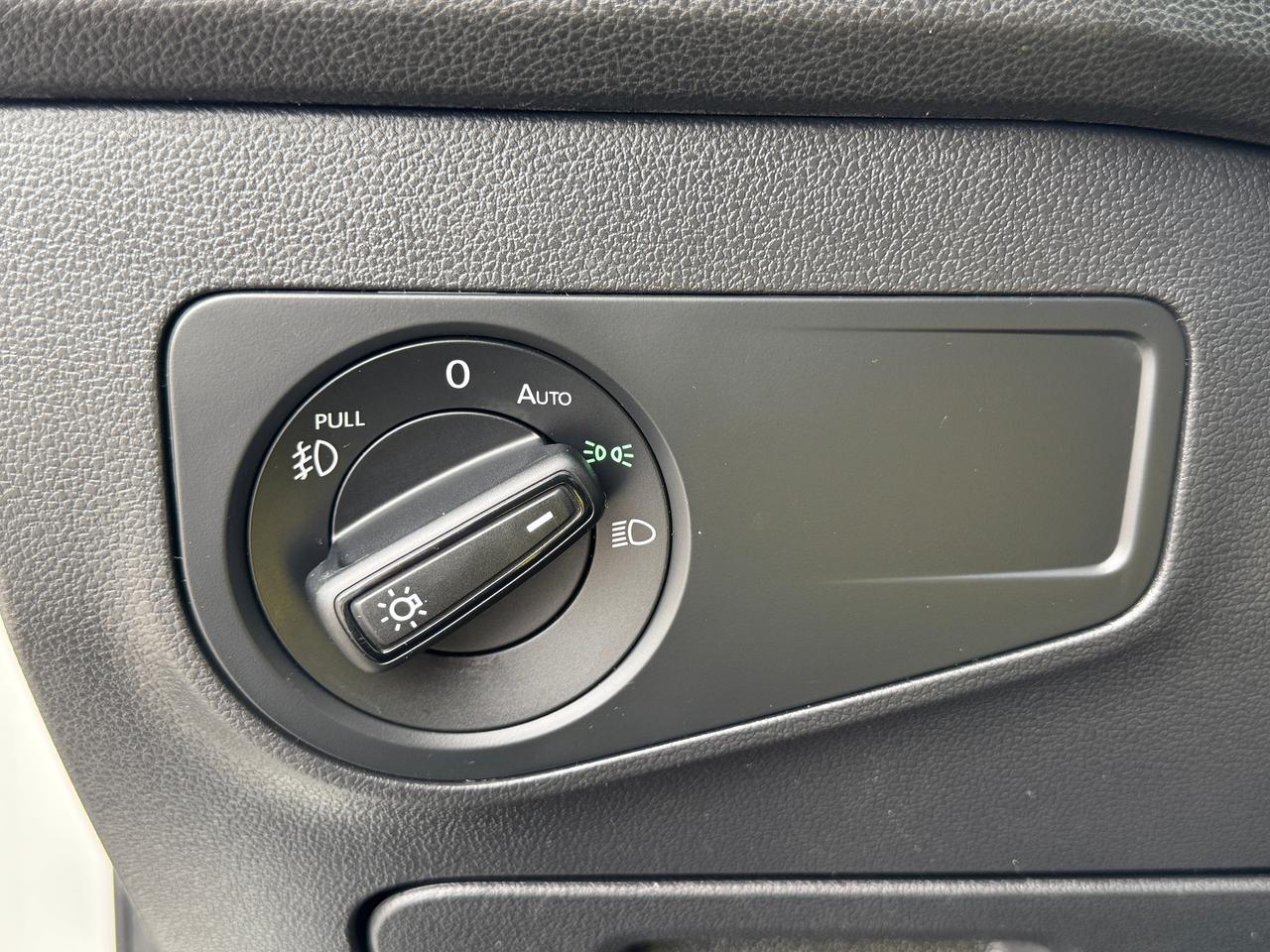 2018 Volkswagen Tiguan Trendline 4MOTION+New Tires+SUPER CLEAN Photo